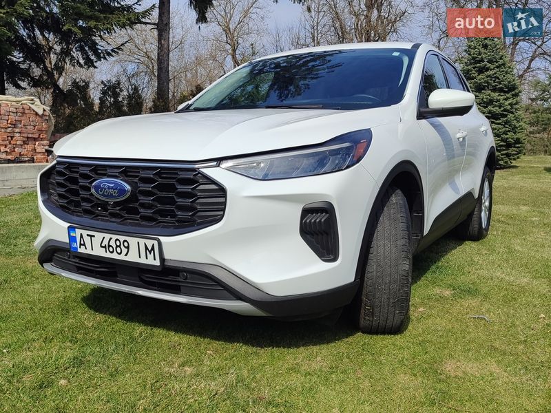 Внедорожник / Кроссовер Ford Escape 2024 в Галиче фото 2 Внедорожник / Кроссовер Ford Escape 2024 в Галиче