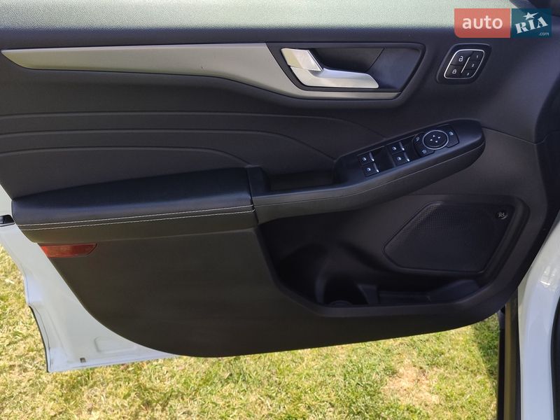 Внедорожник / Кроссовер Ford Escape 2024 в Галиче фото 21 Внедорожник / Кроссовер Ford Escape 2024 в Галиче
