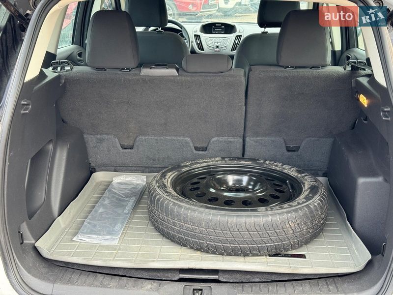 Внедорожник / Кроссовер Ford Escape 2015 в Виннице