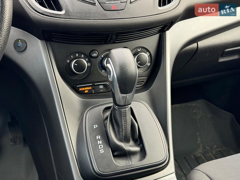 Внедорожник / Кроссовер Ford Escape 2015 в Виннице