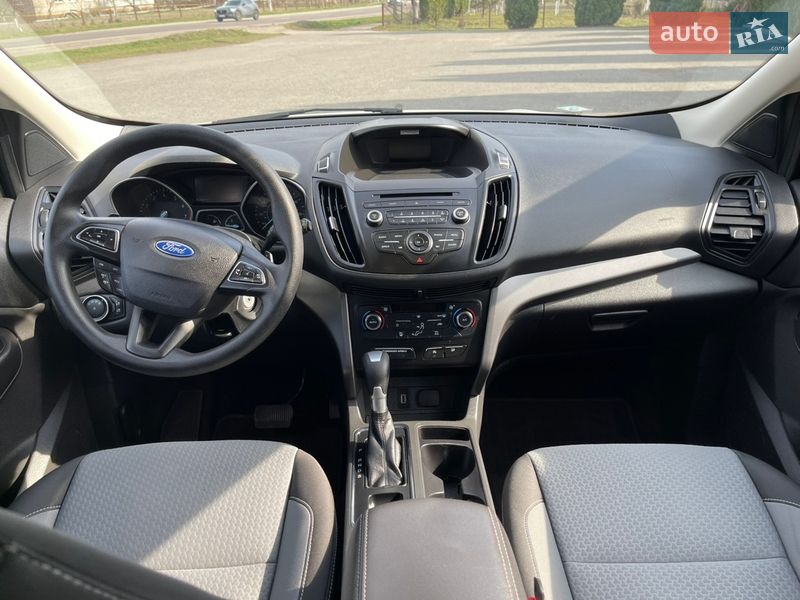Позашляховик / Кросовер Ford Escape 2016 в Дубні фото 15 Позашляховик / Кросовер Ford Escape 2016 в Дубні