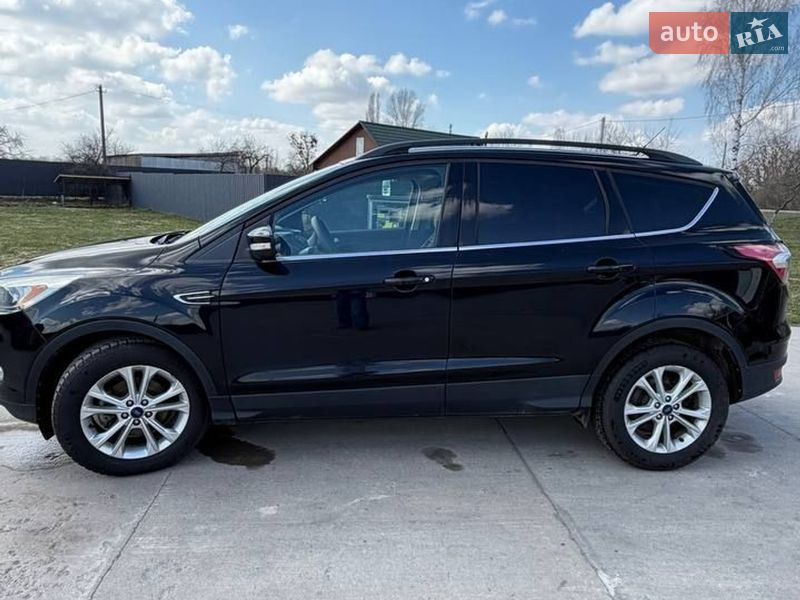 Позашляховик / Кросовер Ford Escape 2018 в Житомирі