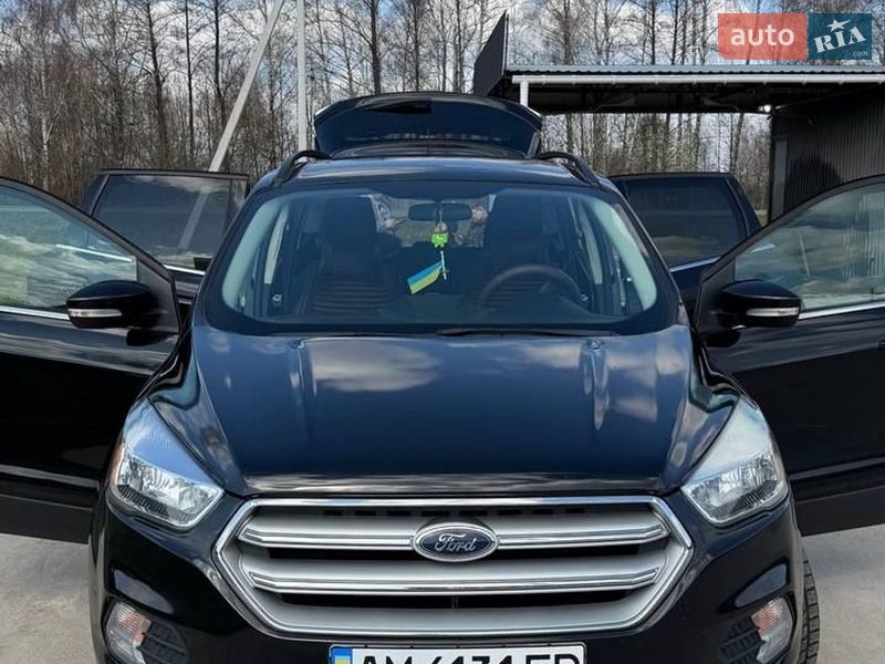 Позашляховик / Кросовер Ford Escape 2018 в Житомирі