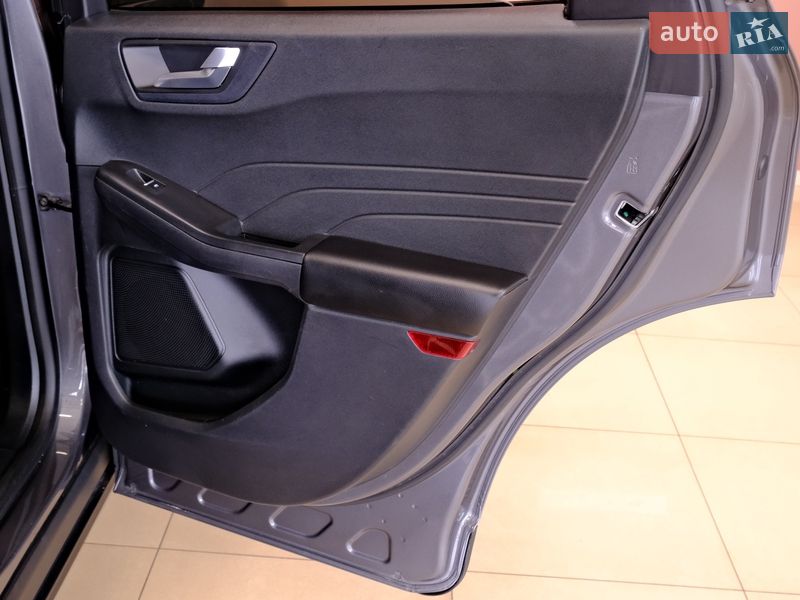 Позашляховик / Кросовер Ford Escape 2021 в Одесі фото 33 Позашляховик / Кросовер Ford Escape 2021 в Одесі
