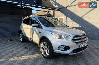 Позашляховик / Кросовер Ford Escape 2019 в Харкові