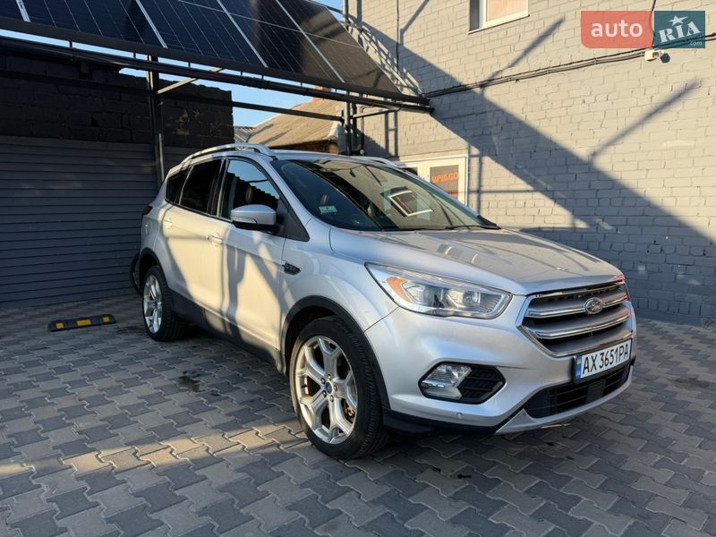Внедорожник / Кроссовер Ford Escape 2019 в Харькове фото Внедорожник / Кроссовер Ford Escape 2019 в Харькове