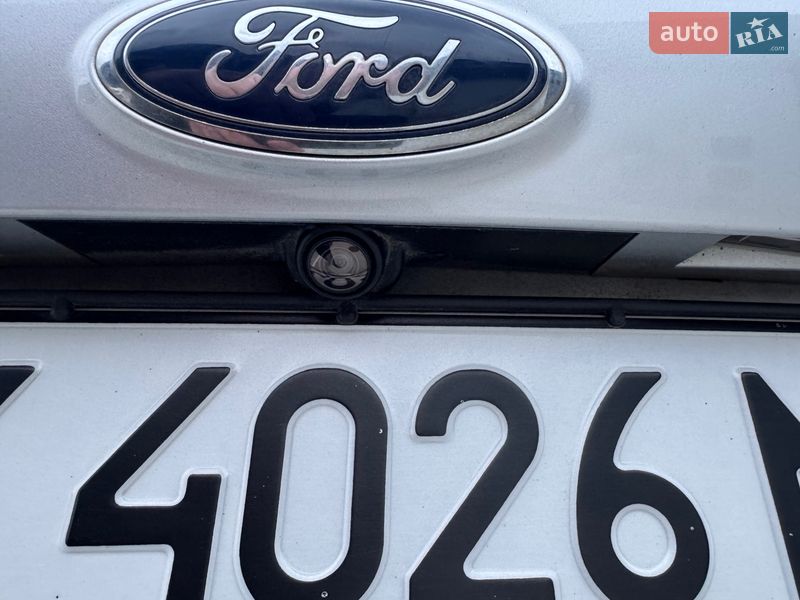 Позашляховик / Кросовер Ford Escape 2017 в Мукачевому