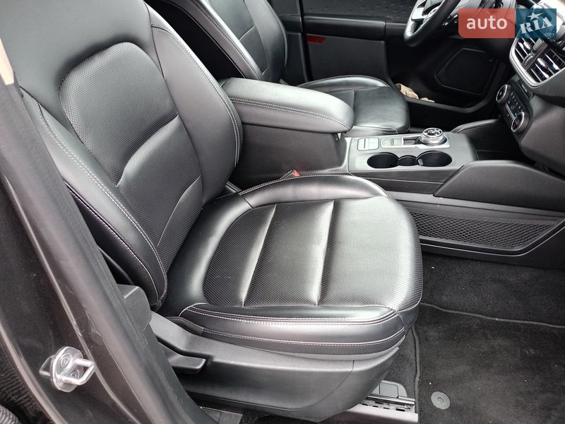 Внедорожник / Кроссовер Ford Escape 2019 в Киеве фото 12 Внедорожник / Кроссовер Ford Escape 2019 в Киеве