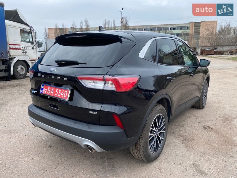 Внедорожник / Кроссовер Ford Escape 2021 в Чернигове