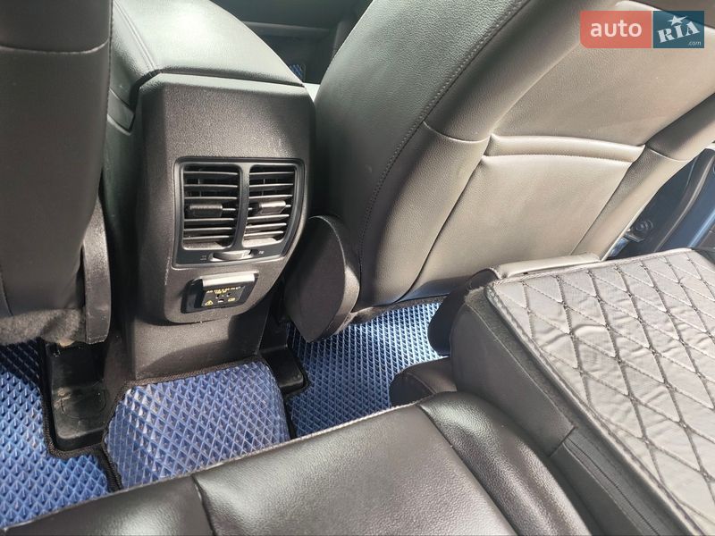 Внедорожник / Кроссовер Ford Escape 2018 в Лохвице