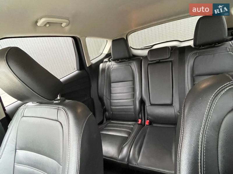 Внедорожник / Кроссовер Ford Escape 2018 в Ивано-Франковске