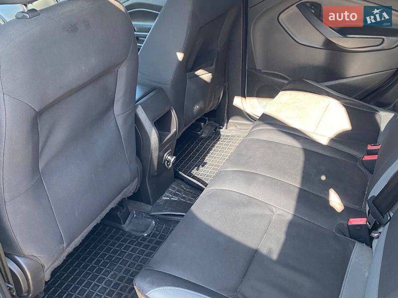 Внедорожник / Кроссовер Ford Escape 2014 в Чемеровцах