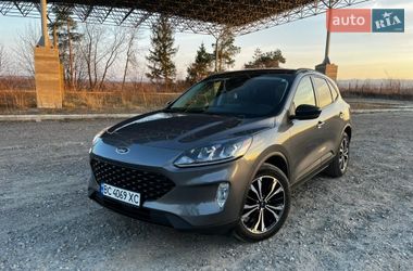 Позашляховик / Кросовер Ford Escape 2021 в Самборі