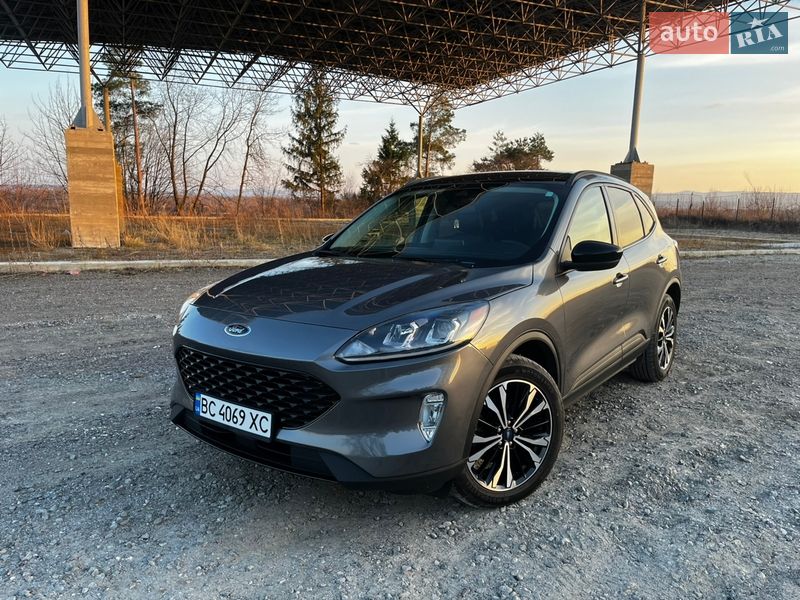 Внедорожник / Кроссовер Ford Escape 2021 в Самборе