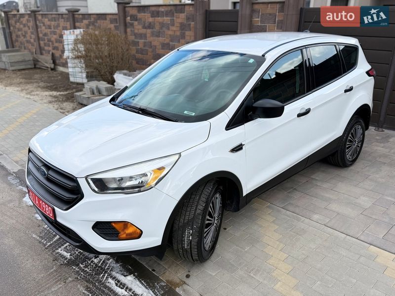 Внедорожник / Кроссовер Ford Escape 2017 в Киеве фото 6 Внедорожник / Кроссовер Ford Escape 2017 в Киеве