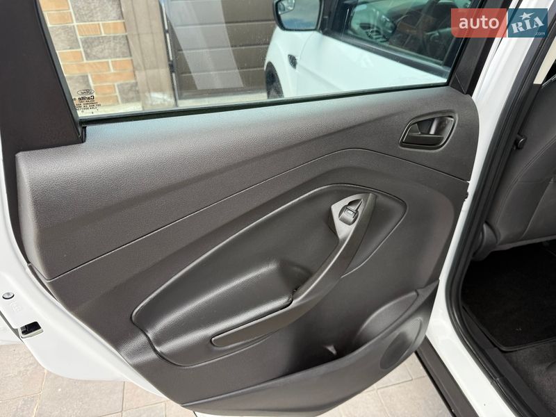 Внедорожник / Кроссовер Ford Escape 2017 в Киеве фото 22 Внедорожник / Кроссовер Ford Escape 2017 в Киеве