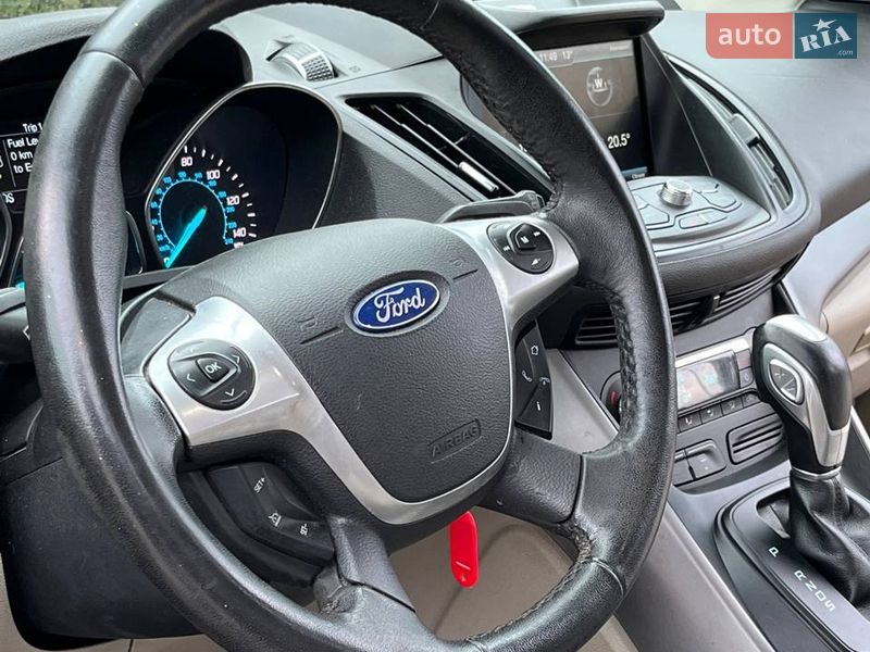 Внедорожник / Кроссовер Ford Escape 2014 в Львове