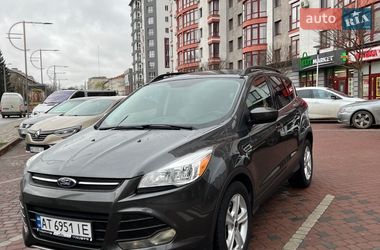 Внедорожник / Кроссовер Ford Escape 2015 в Ивано-Франковске