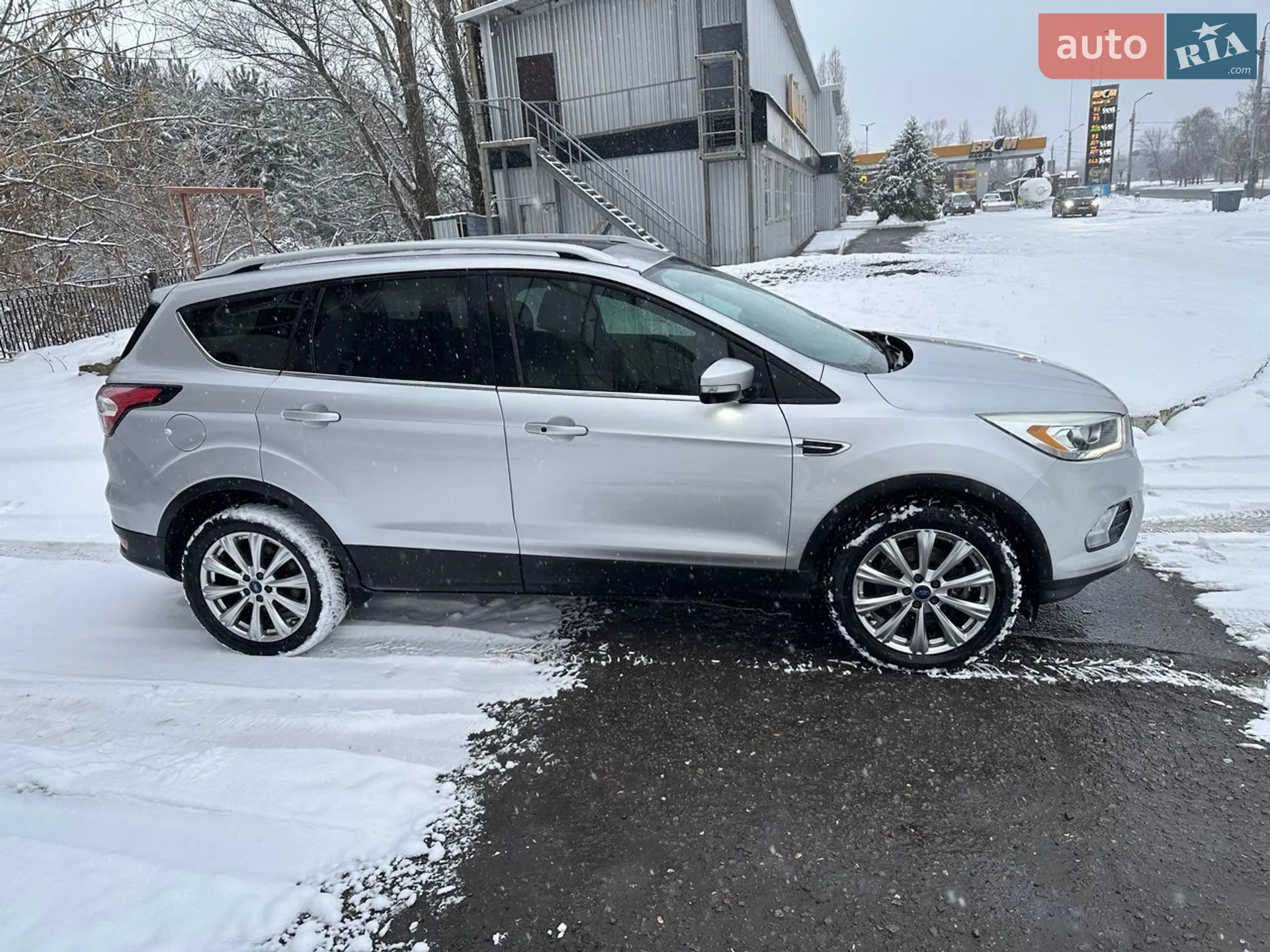 2016 Ford Escape - мініатюра 2