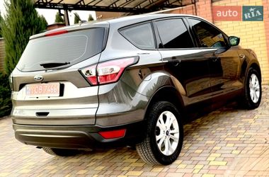Внедорожник / Кроссовер Ford Escape 2017 в Днепре