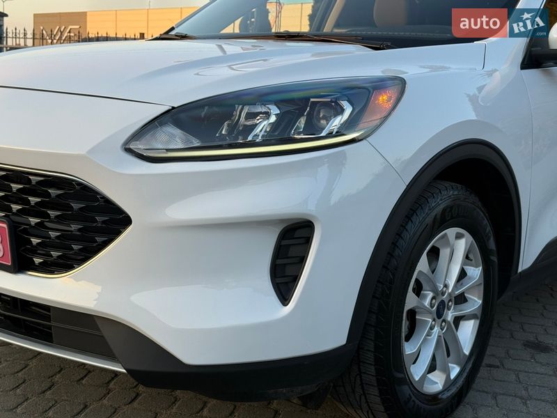 Позашляховик / Кросовер Ford Escape 2020 в Львові фото 11 Позашляховик / Кросовер Ford Escape 2020 в Львові