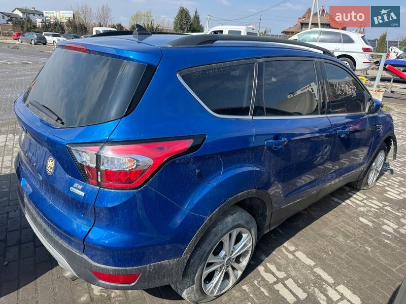 Позашляховик / Кросовер Ford Escape 2017 в Львові
