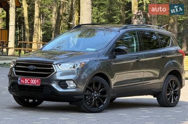 Позашляховик / Кросовер Ford Escape 2019 в Дрогобичі