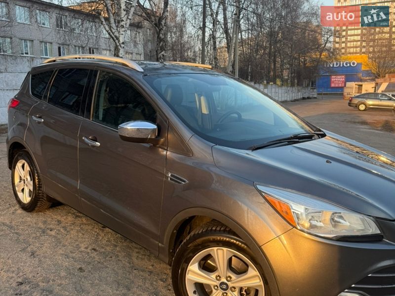 Внедорожник / Кроссовер Ford Escape 2014 в Житомире