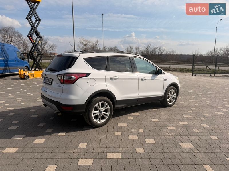 Внедорожник / Кроссовер Ford Escape 2017 в Тернополе