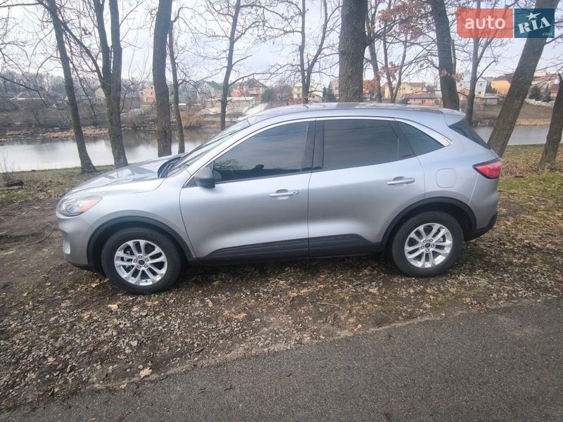 Внедорожник / Кроссовер Ford Escape 2022 в Сумах