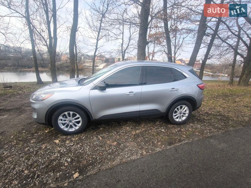 Внедорожник / Кроссовер Ford Escape 2022 в Сумах