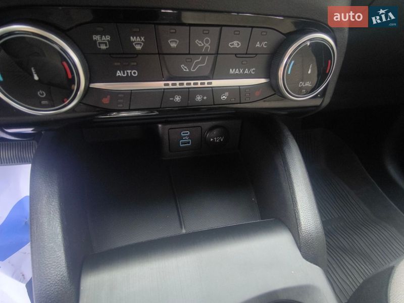 Внедорожник / Кроссовер Ford Escape 2022 в Сумах