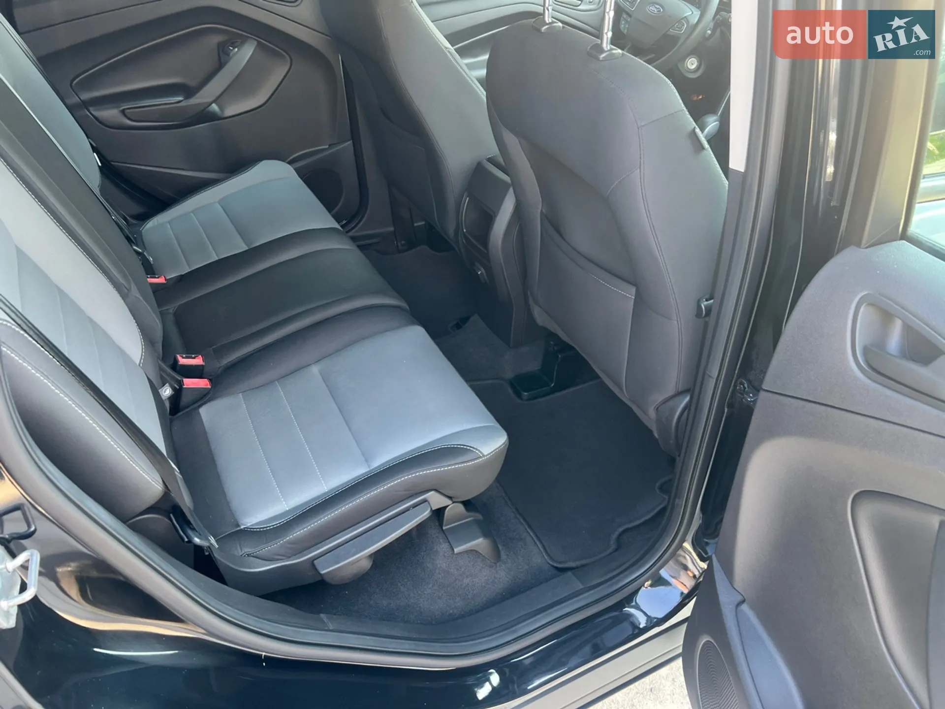 2017 Ford Escape - мініатюра 18
