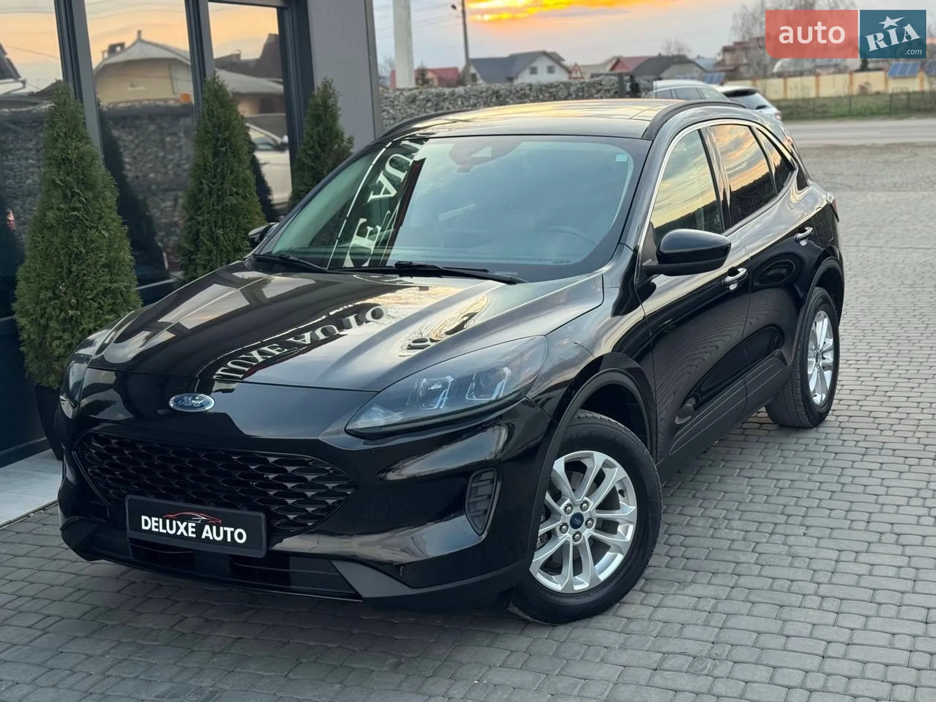 2020 Ford Escape - фото 1