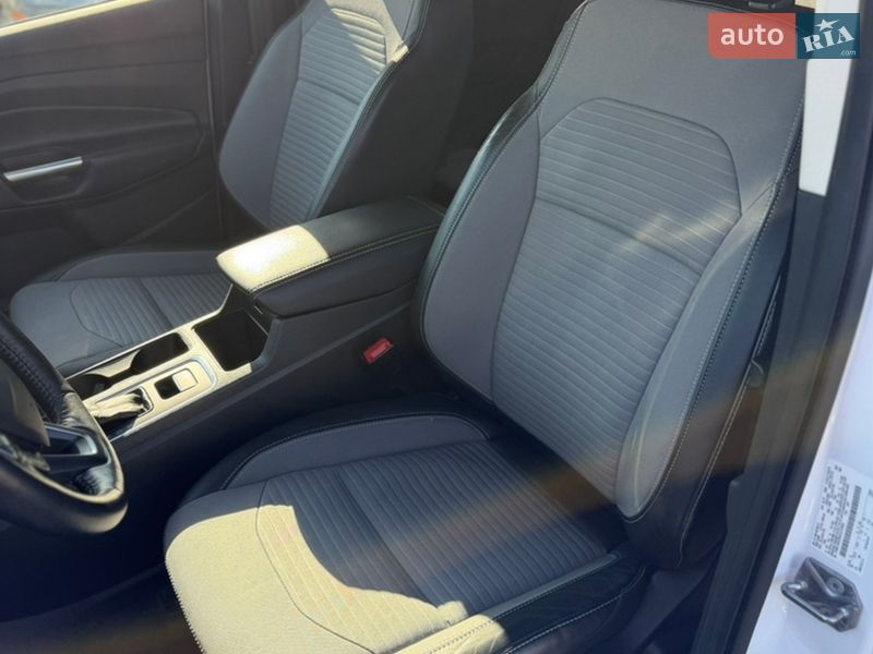 Позашляховик / Кросовер Ford Escape 2019 в Івано-Франківську