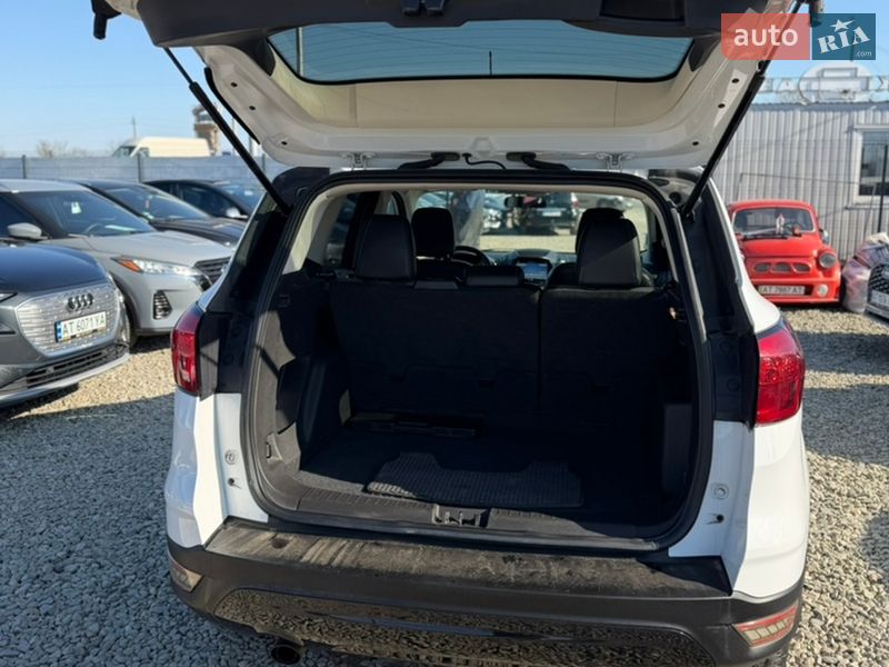 Позашляховик / Кросовер Ford Escape 2019 в Івано-Франківську