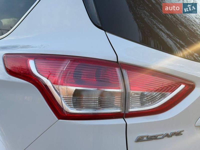 Позашляховик / Кросовер Ford Escape 2014 в Охтирці
