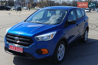 Позашляховик / Кросовер Ford Escape 2017 в Дніпрі