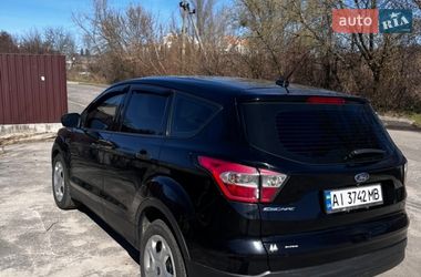 Внедорожник / Кроссовер Ford Escape 2016 в Киеве
