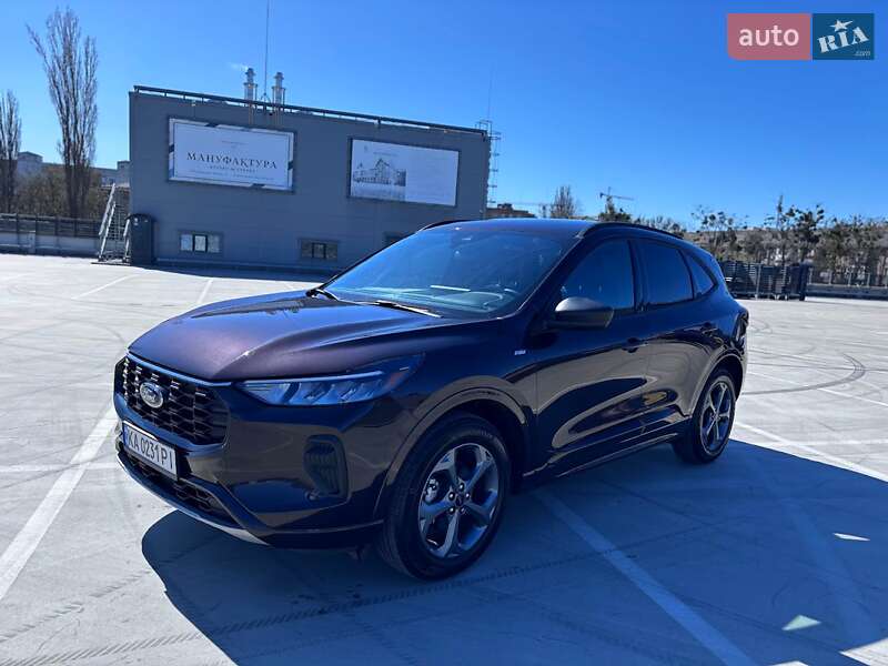Внедорожник / Кроссовер Ford Escape 2023 в Киеве