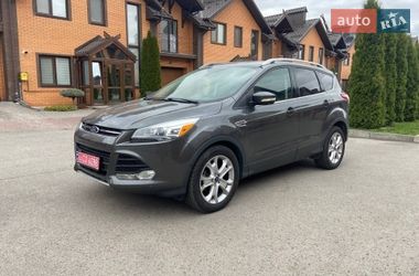 Внедорожник / Кроссовер Ford Escape 2016 в Виннице