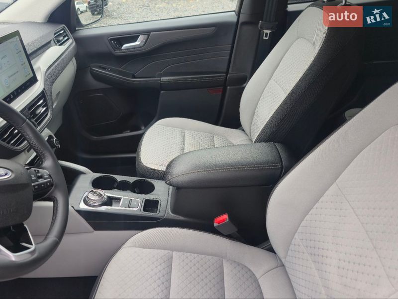 Позашляховик / Кросовер Ford Escape 2023 в Львові