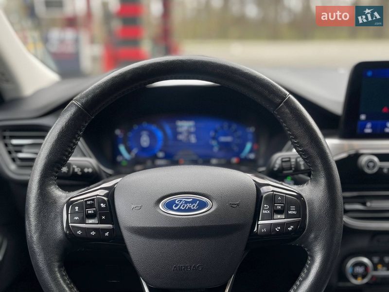 Позашляховик / Кросовер Ford Escape 2021 в Кременчуці