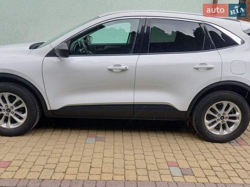 Позашляховик / Кросовер Ford Escape 2022 в Львові