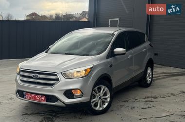 Внедорожник / Кроссовер Ford Escape 2016 в Ровно