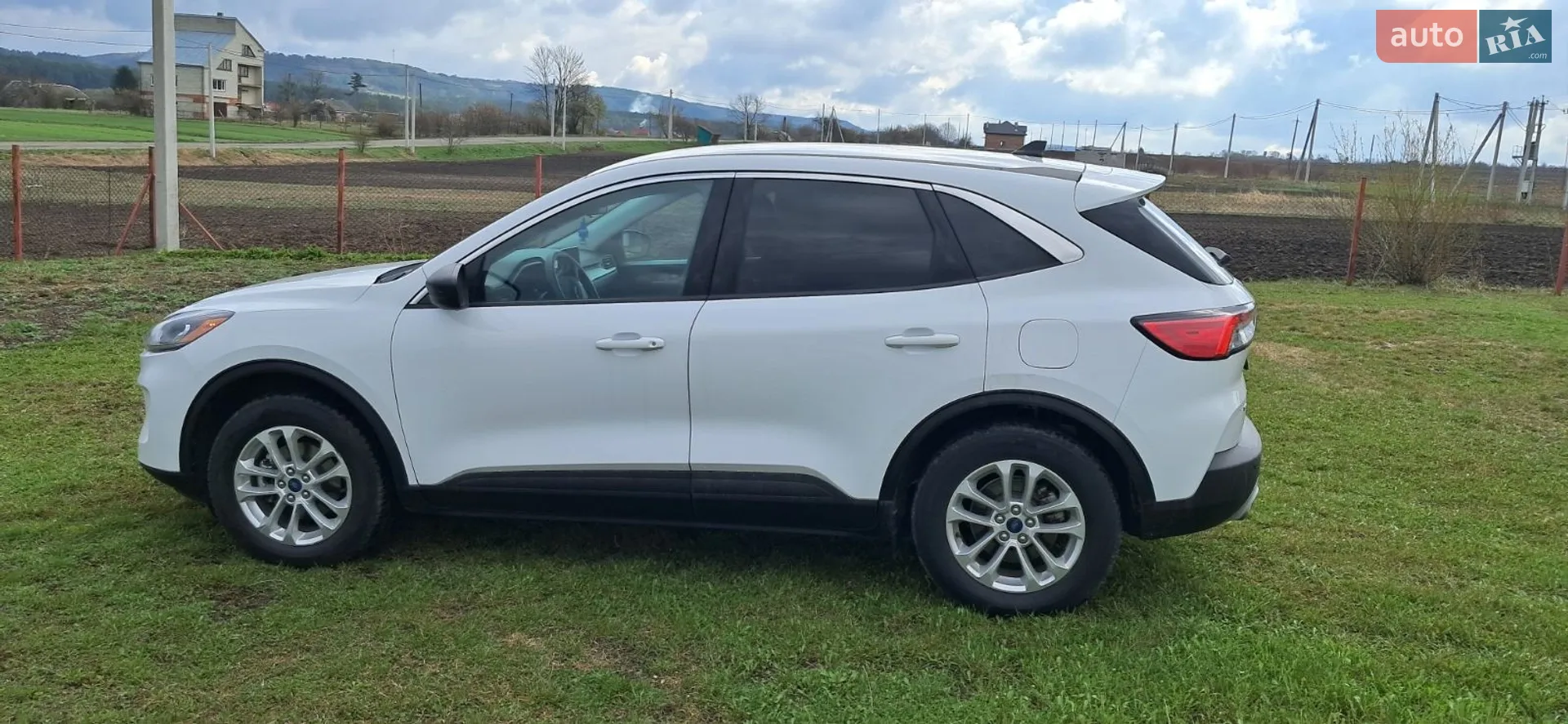 2021 Ford Escape - фото 1