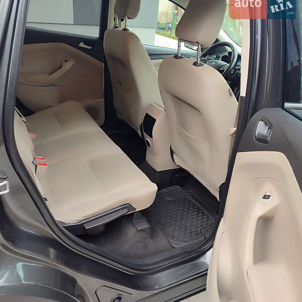 Внедорожник / Кроссовер Ford Escape 2018 в Дубно