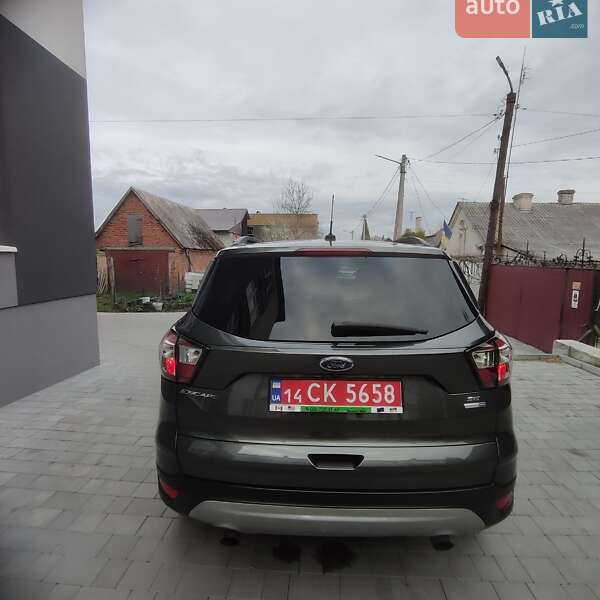 Внедорожник / Кроссовер Ford Escape 2018 в Дубно
