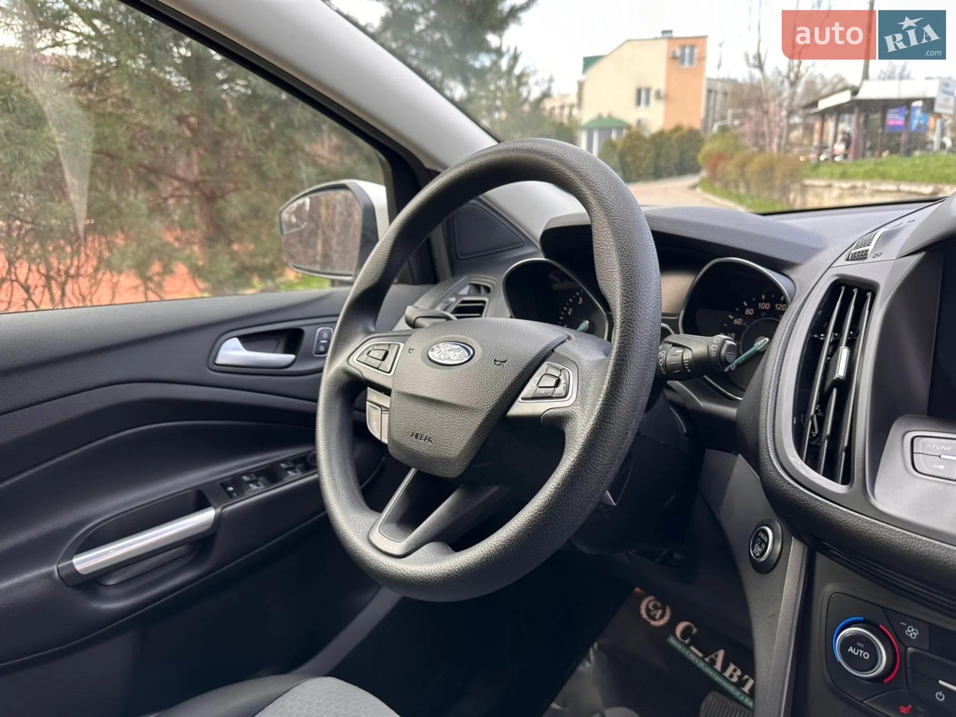 2019 Ford Escape - мініатюра 22
