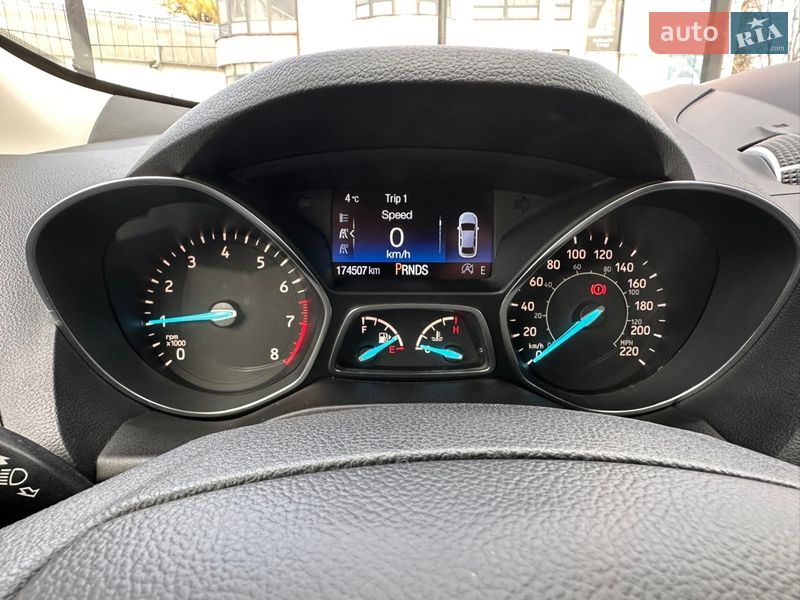 Внедорожник / Кроссовер Ford Escape 2019 в Черновцах
